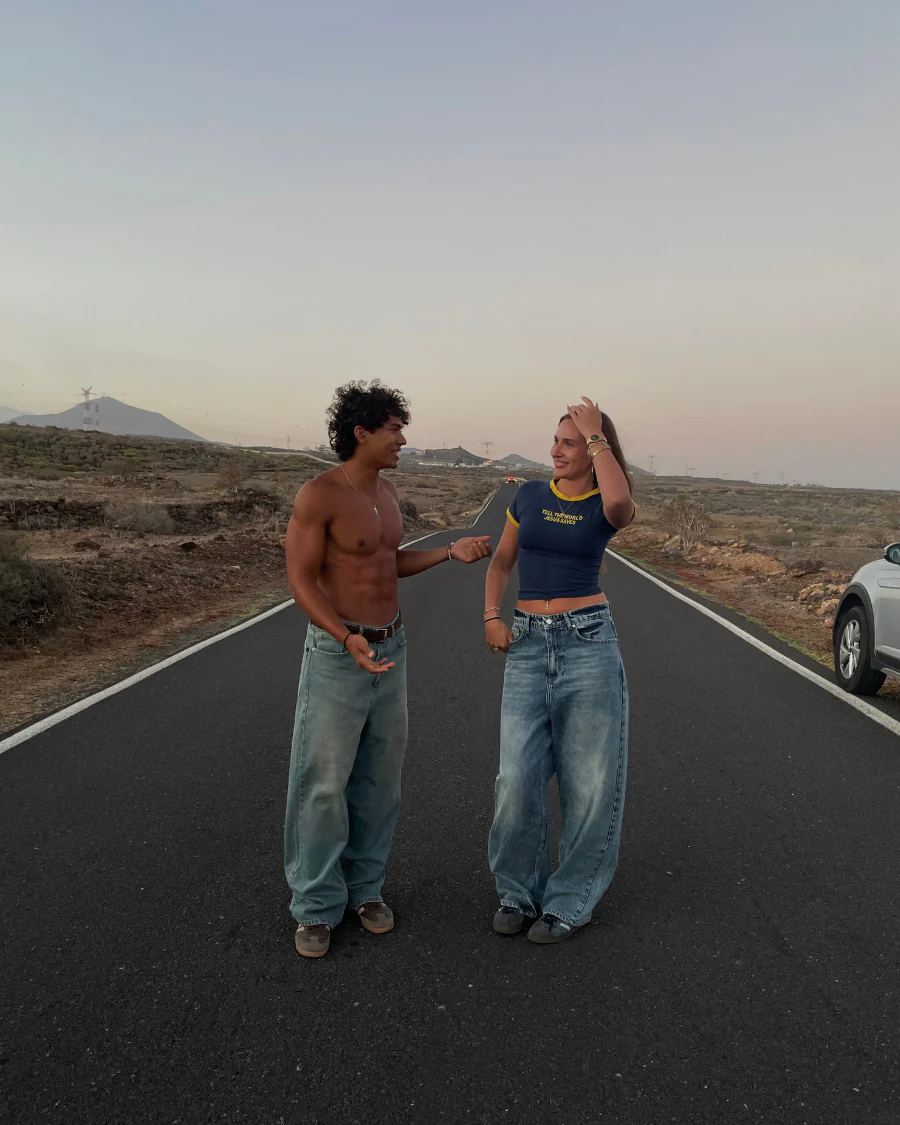 Super Baggy Jeans - Image 6